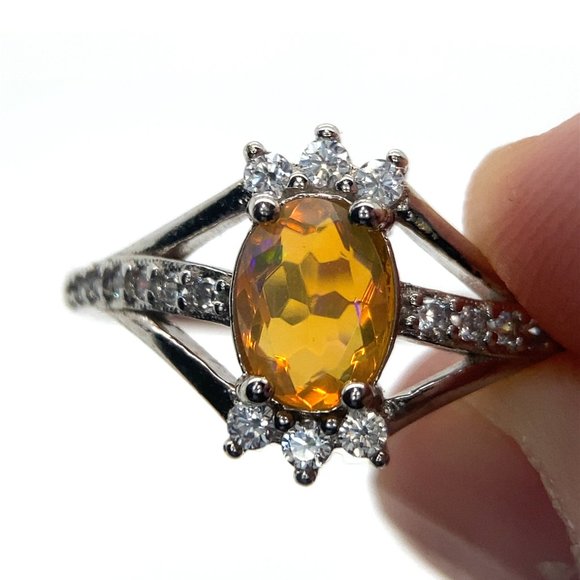 White Precious Opal .60ct Platinum Finish Solid 925 Sterling Silver Ring - Picture 1 of 7